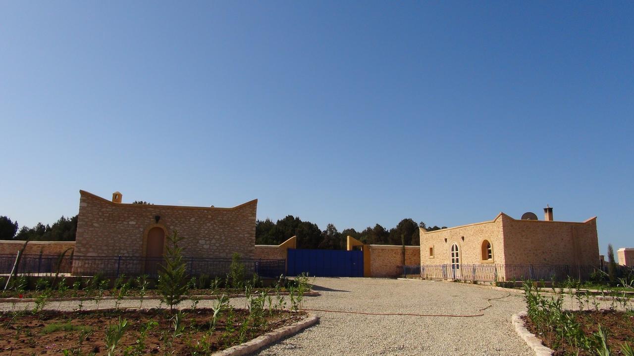 Villa Habibi Есувейра Екстериор снимка