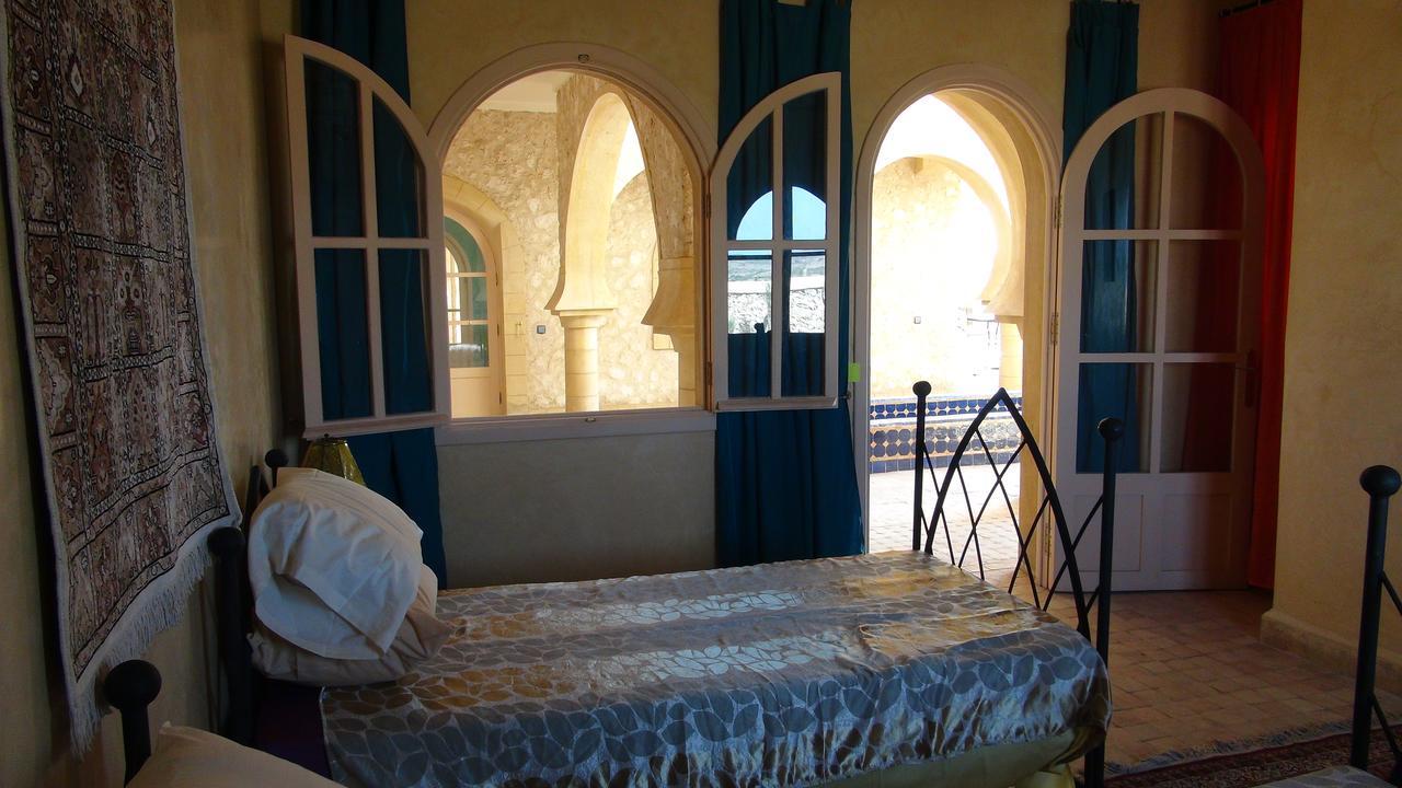 Villa Habibi Есувейра Екстериор снимка