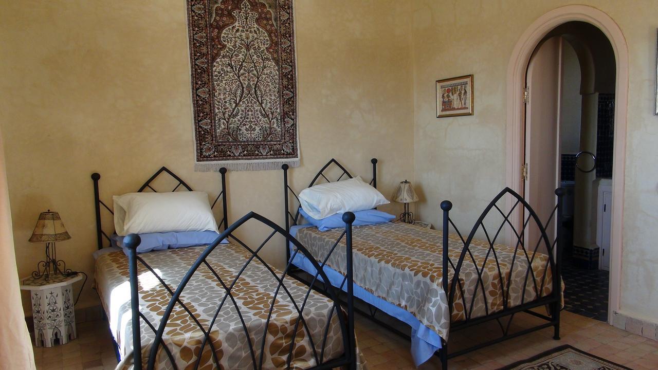 Villa Habibi Есувейра Екстериор снимка
