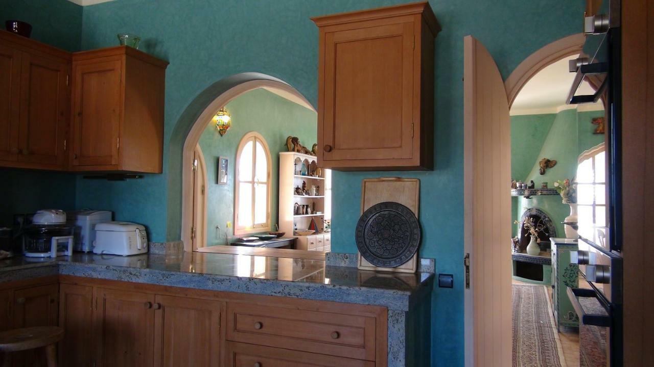 Villa Habibi Есувейра Екстериор снимка